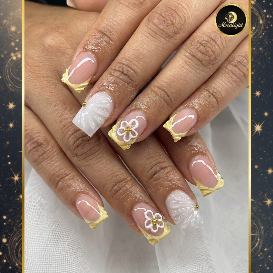 Moonlight Nails & Spa
